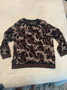 Sisley silky camo print 3/4 sleeve "sweatshirt" (M)